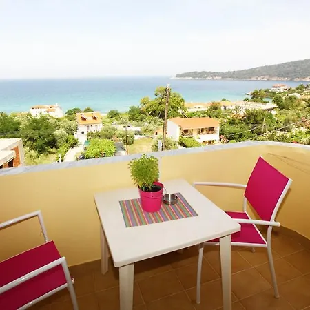 Apartman Haus Sofis Kínira