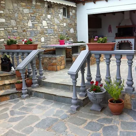 Apartman Haus Sofis Kínira