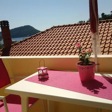 Apartment Haus Sofis *