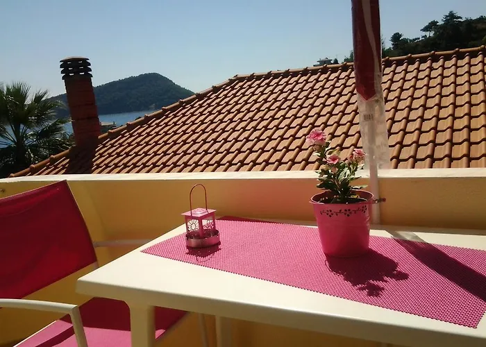 Διαμέρισμα Haus Sofis *